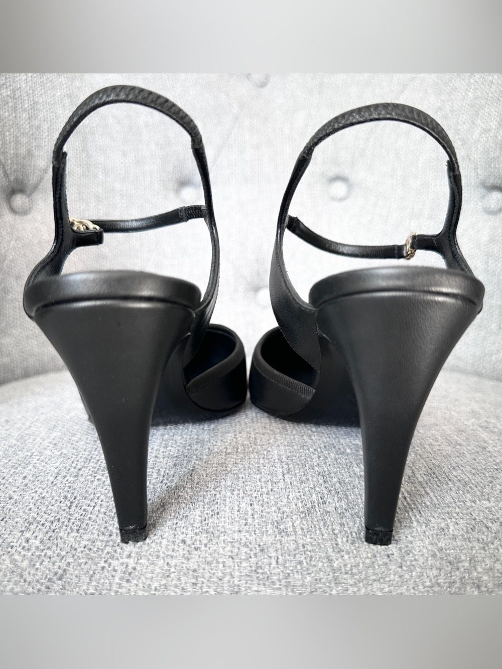 2026 CHANEL BLAZY BLACK LEATHER WHITE TOE CC LOGO SANDALS HEELS SHOES size 38C - Picture 16 of 16